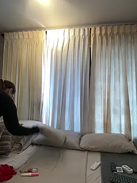 Tayler Kim online show from March 2026 06:43:01 PM