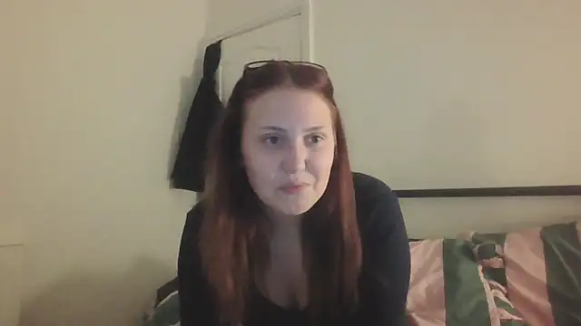 RoseMaee online show from October 2025 05:32:02 PM