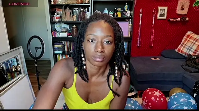 Snapshot of MarleyAquafina chatting on October 2025 02:28:01 PM MarleyAquafina online show from October 2025 02:28:01 PM