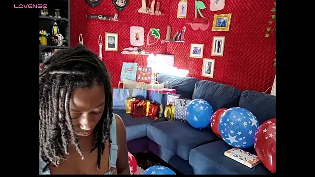 Snapshot of MarleyAquafina chatting on September 2025 02:40:02 AM MarleyAquafina online show from September 2025 02:40:02 AM