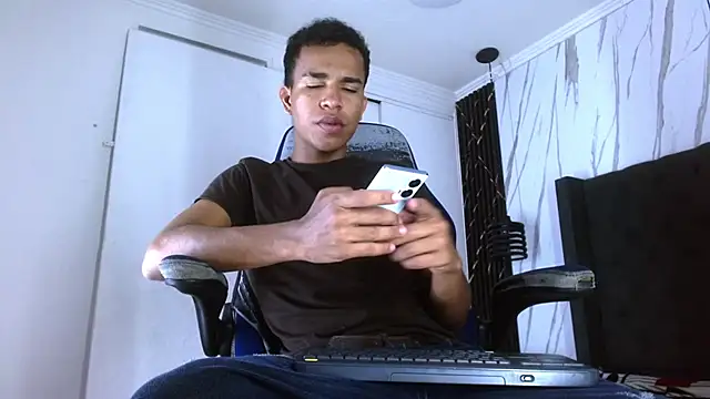 aston xvera online show from October 2025 03:50:01 AM