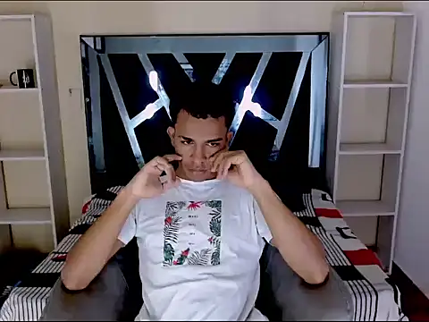 aston xvera online show from September 2025 03:54:01 AM