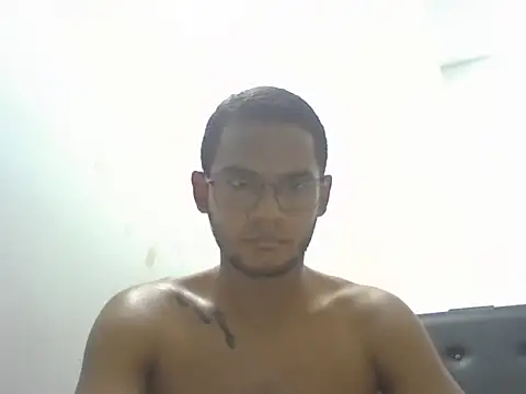 Snapshot of jayden_cooper1 chatting on November 2025 08:12:01 PM jayden cooper1 online show from November 2025 08:12:01 PM