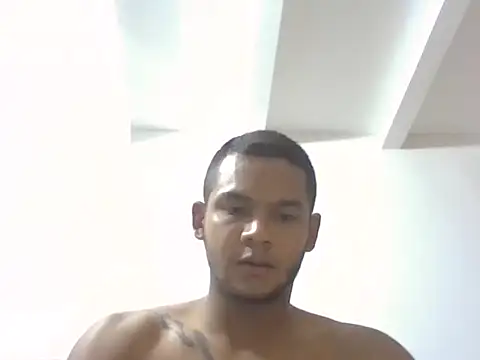 Snapshot of jayden_cooper1 chatting on November 2025 02:44:02 PM jayden cooper1 online show from November 2025 02:44:02 PM