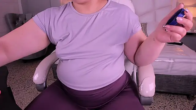 Miss Francheska online show from February 2026 11:53:01 AM