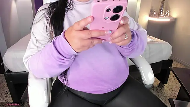 Miss Francheska online show from March 2026 11:54:01 AM