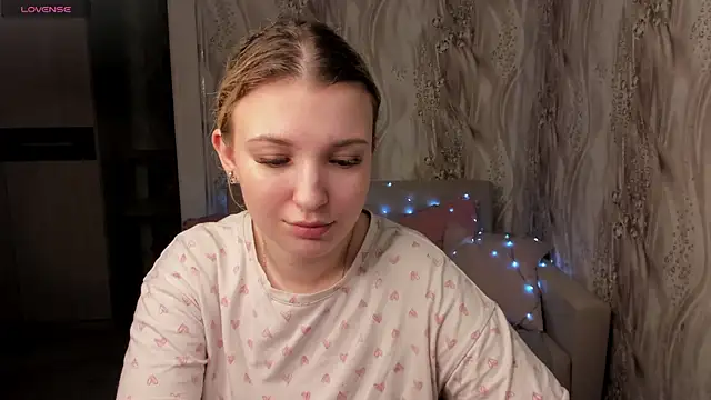 MilinaMorris online show from June 2026 02:44:01 PM