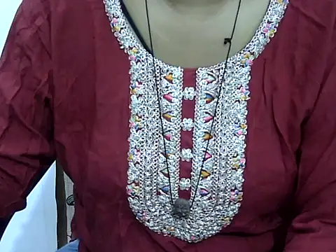 Hott Noor online show from September 2025 02:16:01 PM