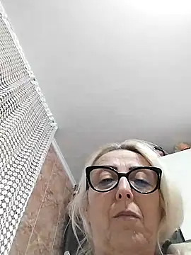  sexyBLONDE46  online show from October 2025 04:32:02 PM