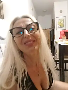Snapshot of _sexyBLONDE46_ chatting on May 2026 01:14:02 AM sexyBLONDE46 online show from May 2026 01:14:02 AM