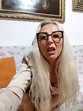 Snapshot of _sexyBLONDE46_ chatting on May 2026 01:14:02 AM sexyBLONDE46 online show from May 2026 01:14:02 AM