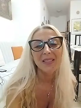 Snapshot of _sexyBLONDE46_ chatting on May 2026 07:17:01 PM sexyBLONDE46 online show from May 2026 07:17:01 PM