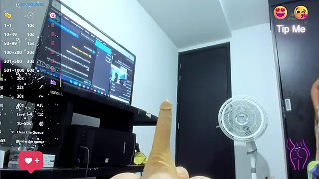 lunna noir online show from November 2025 11:16:02 PM