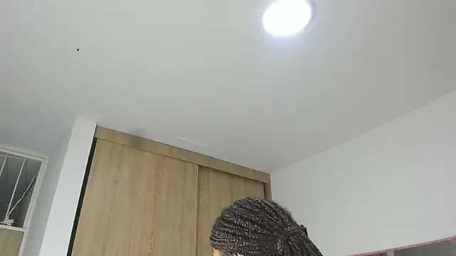 MaraKarly online show from October 2025 08:42:01 PM