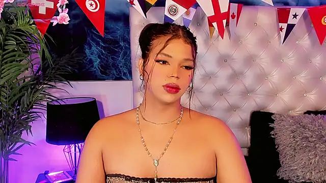 Valeria Swett  online show from June 2026 09:20:02 PM