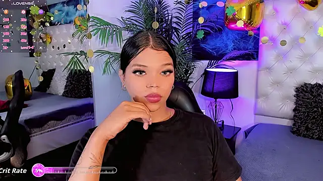 Valeria Swett  online show from March 2026 11:37:02 PM