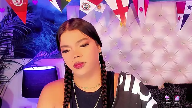 Valeria Swett  online show from June 2026 08:19:01 PM