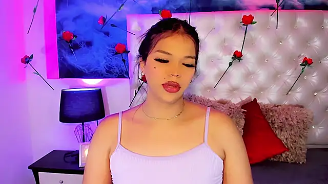 Valeria Swett  online show from February 2026 09:01:01 PM