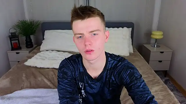 happy de1mos online show from October 2025 09:36:01 PM