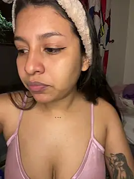  Chloe Smith online show from May 2026 11:51:02 PM