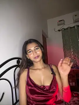 Snapshot of STRIP_GLOW chatting on May 2026 10:49:01 PM STRIP GLOW online show from May 2026 10:49:01 PM