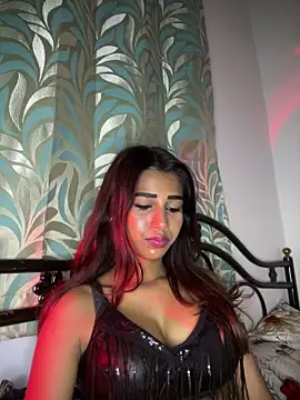 STRIP GLOW online show from April 2026 09:27:01 PM