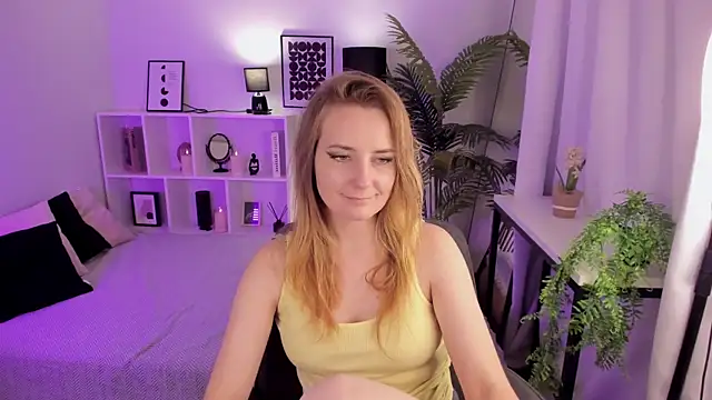 MeggySun online show from October 2025 01:22:02 PM