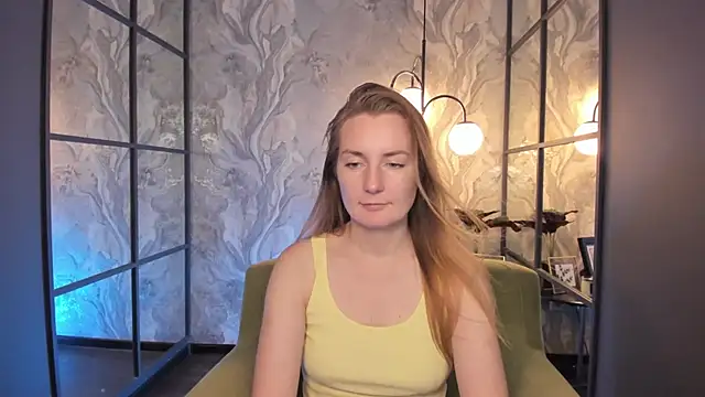 MeggySun online show from September 2025 01:28:02 PM