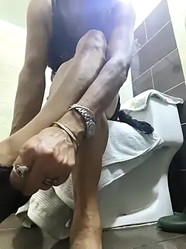 MaryLunne online show from December 2025 11:54:01 PM