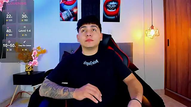 Nicolas James Sc online show from November 2025 01:28:01 PM