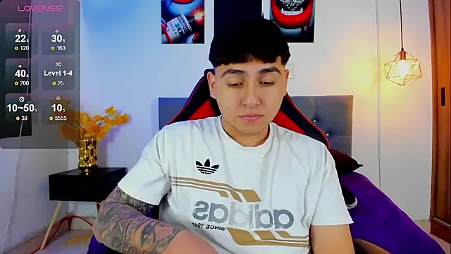 Nicolas James Sc online show from November 2025 01:37:02 PM