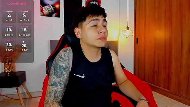 Nicolas James Sc online show from December 2025 01:37:01 PM