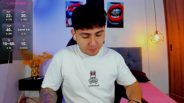 Nicolas James Sc online show from November 2025 02:39:01 PM