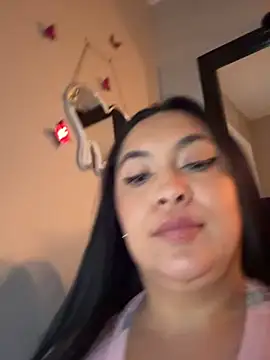 latina curvy22 online show from February 2026 07:17:02 AM