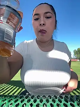 latina curvy22 online show from February 2026 07:55:01 PM