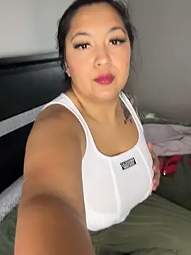 latina curvy22 online show from September 2025 10:04:01 PM