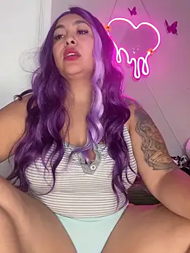 latina curvy22 online show from April 2026 06:48:02 PM