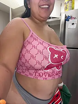 latina curvy22 online show from April 2026 07:15:02 PM