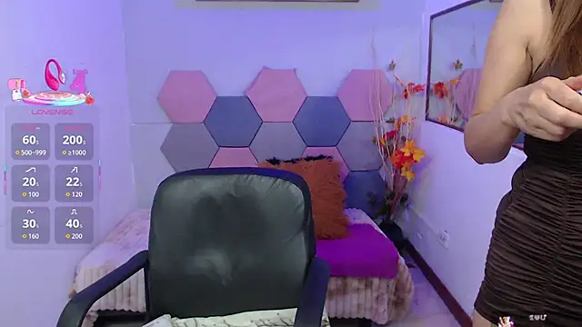 Snapshot of Ximena_Grant chatting on July 2026 11:39:01 AM Ximena Grant online show from July 2026 11:39:01 AM