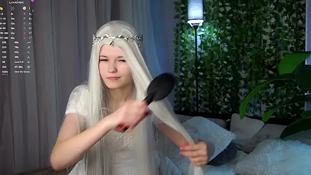 LynHillaire online show from March 2026 12:20:02 PM