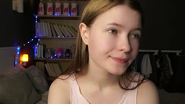 LynHillaire online show from February 2026 11:20:02 AM