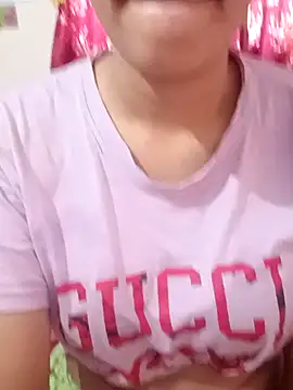 new coupleee online show from September 2025 03:57:01 AM