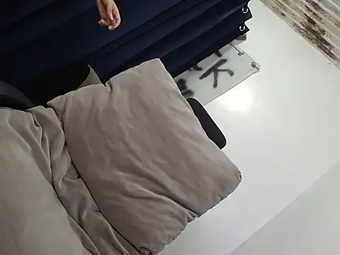 Mitchycola bigcock online show from September 2025 02:33:01 PM
