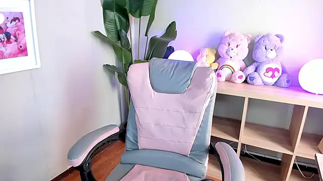 Mystic blue online show from January 2026 12:42:01 PM