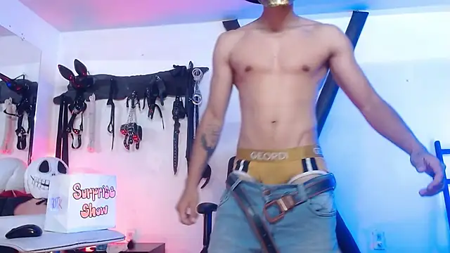 Snapshot of subarashi_ishi69 chatting on October 2025 06:19:02 PM subarashi ishi69 online show from October 2025 06:19:02 PM