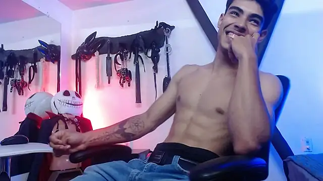 Snapshot of subarashi_ishi69 chatting on September 2025 07:43:02 PM subarashi ishi69 online show from September 2025 07:43:02 PM