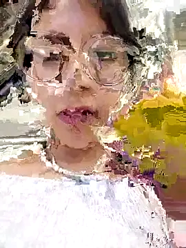 Regina Shine online show from November 2025 10:42:01 PM