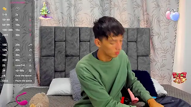 Snapshot of Maikol_Ortiz chatting on November 2025 11:21:02 AM Maikol Ortiz online show from November 2025 11:21:02 AM