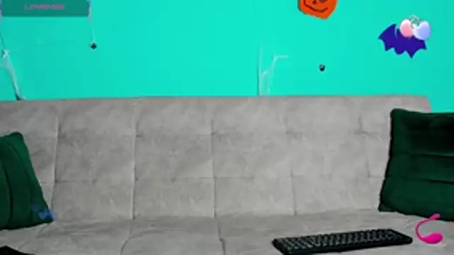 Snapshot of Maikol_Ortiz chatting on November 2025 12:42:02 PM Maikol Ortiz online show from November 2025 12:42:02 PM