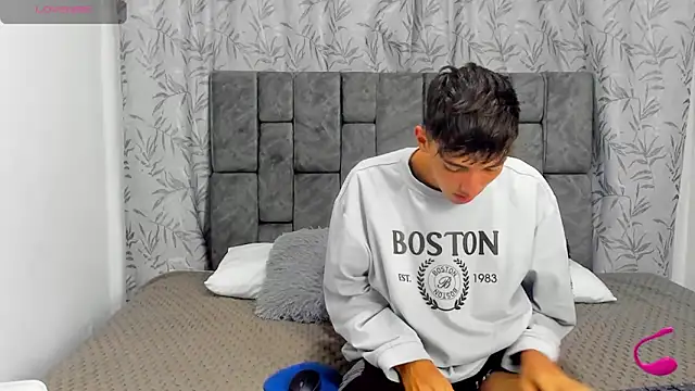 Snapshot of Maikol_Ortiz chatting on November 2025 10:58:01 AM Maikol Ortiz online show from November 2025 10:58:01 AM